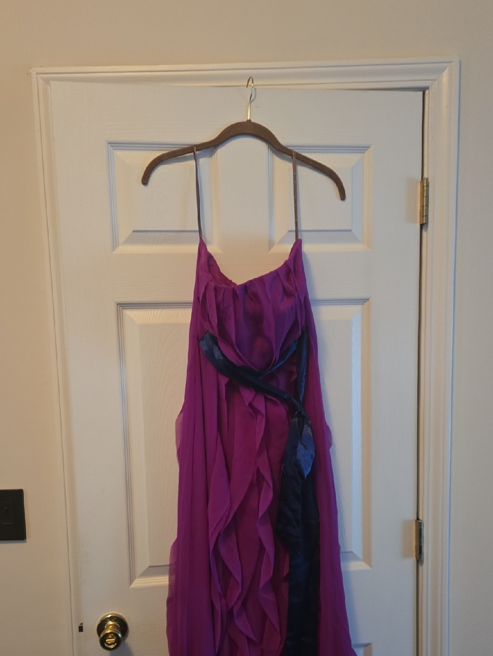 Vera Wang Magenta Chiffon Spaghetti-Strap Gown with Navy Sash